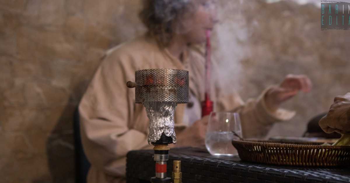 I "shisha bar" di Bari, l� dove si fuma il narghil�: �Un antico rito che invita alla lentezza�